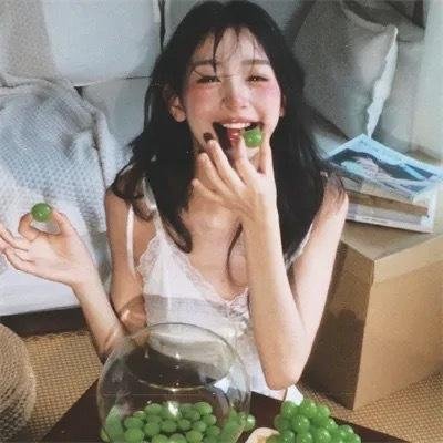 月光和华伦天奴